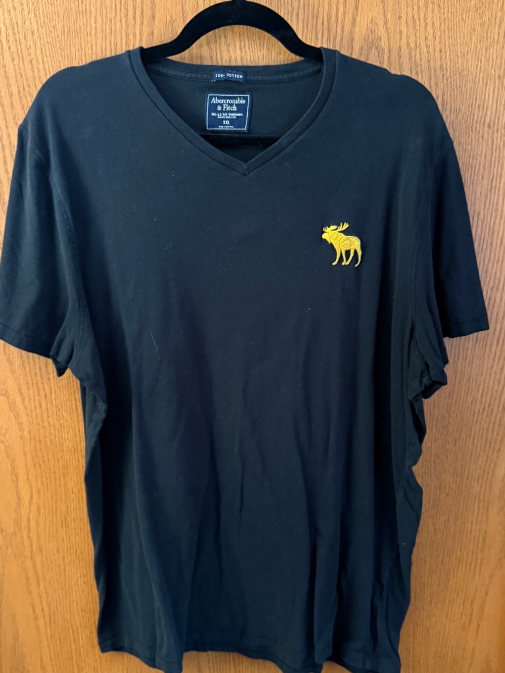 Mens XXL black Abercrombie & Fitch v neck t shirt